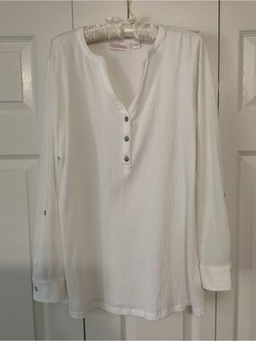 Belle by Kim Gravel White Textured Henley Tee